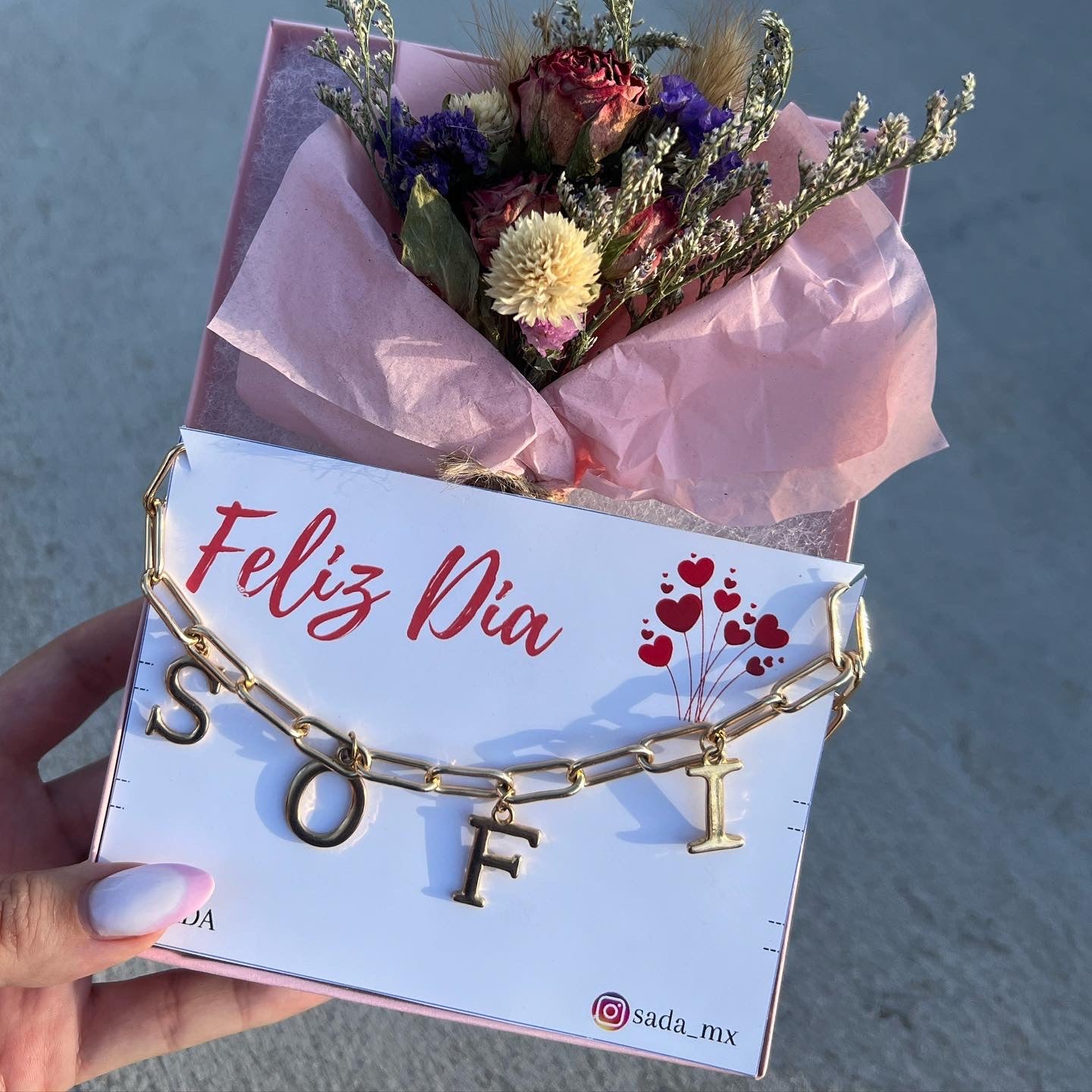 Mother's Day Dried Flowers Box