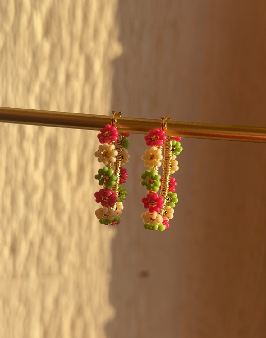 Daisy Hoop - Wire Wrapped Beaded Flower Hoops